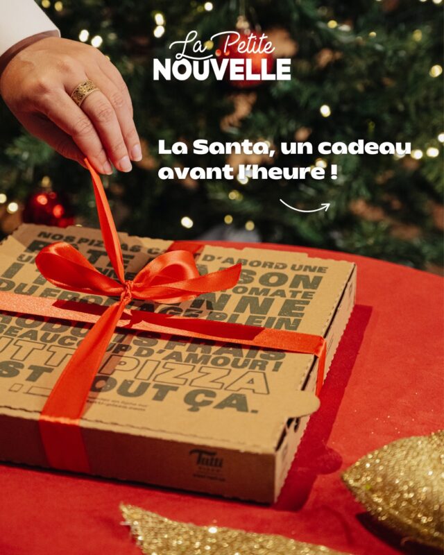 La Santa, c’est la Petite Nouvelle qui a le goût des fêtes 😍

Crème fraîche, mozzarella française, brie, foie gras, figues, olives, confiture
de figues.

Disponible du 2 décembre au 13 janvier.

Un mois et demi pour la savourer… si ça, c’est pas un vrai cadeau avant l’heure ! 😏

#tuttipizza #tuttilovers #pizzalovers #pizzatime #pizzagram #italianfood #pizzafoodie #sudouestfrance #pizzarecipe #foodstagram #pizzaholic #pizzafood #pizzarecipe