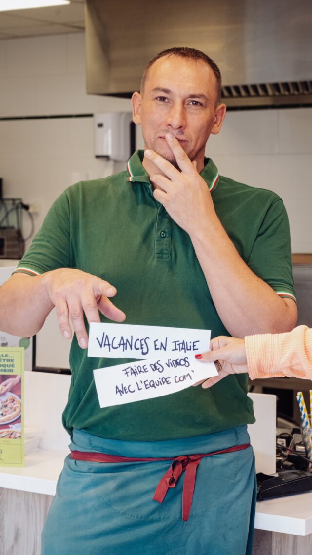 Oupsiii, la team com’ a encore frappé 🤭

Heureusement, nos franchisés sont super sympas et acceptent toujours de passer devant la caméra.

Alors les vacances en Italie, ce sera pour une autre fois 🙄

#tuttipizza #tuttilovers #pizzalovers #pizzatime #pizzagram #italianfood #pizzafoodie #sudouestfrance #pizzarecipe #foodstagram #pizzaholic #pizzafood #pizzarecipe #fyp #foryou #trend