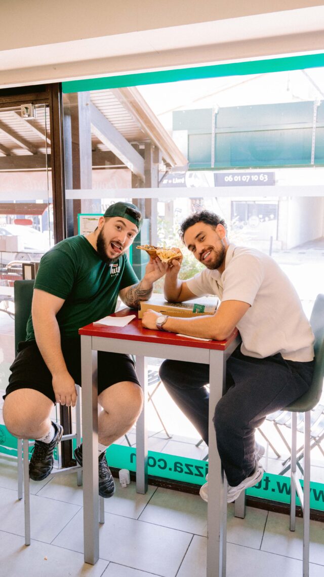 Il ne faut pas le dire deux fois à la team premier degrés 👀

#tuttipizza #tuttilovers #pizzalovers #pizzatime #pizzagram #italianfood #pizzafoodie #sudouestfrance #pizzarecipe #foodstagram #pizzaholic #pizzafood #pizzarecipe #fyp #foryou #trend