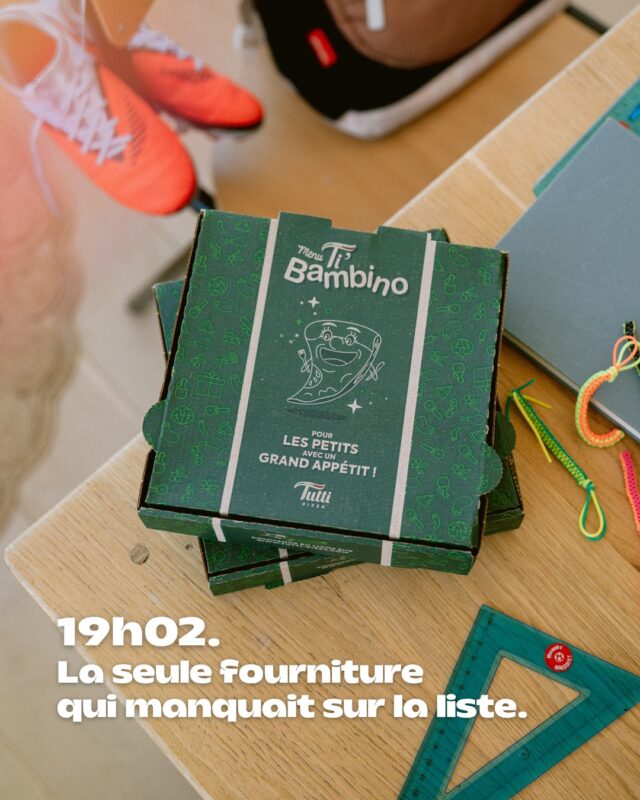 Cartable, équerre, trousse, cahiers… 

On a tout, il nous manque seulement le plaisir, alors on oublie pas la fourniture principale : sa Tutti Pizza ! 

Car petits ou grands, tout le monde a le droit à son réconfort de la rentrée 🧡

#tuttipizza #tuttilovers #pizzalovers #pizzatime #pizzagram #foodstagram #pizzafood #fyp #foryou #trend