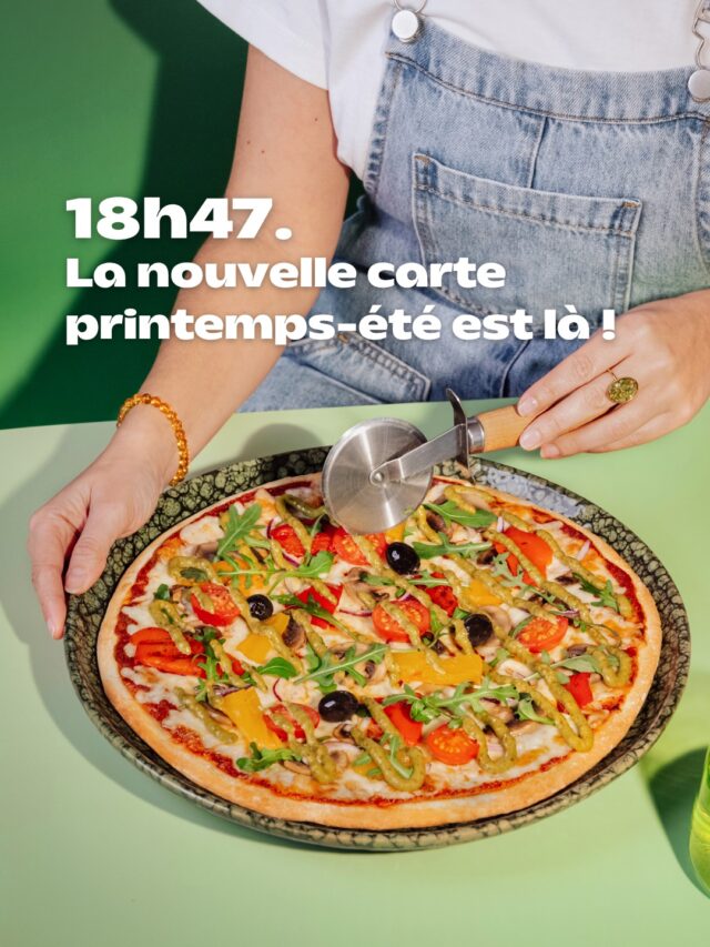 Du soleil dans le coeur ET dans les Tutti ! 🍕

La carte printemps-été est enfin là !

De nouvelles pizzas, de nouvelles ‘tites faims, et de nouveaux desserts à découvrir !

Une carte un peu plus légère (ou pas 😏), un peu plus ensoleillée, mais toujours aussi gourmande.

Bref, ça sent les beaux jours… et ça commence clairement avec une part entre les mains. 😌

#tuttipizza #tuttilovers #pizzalovers #pizzatime #pizzagram #foodstagram #pizzafood